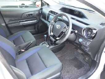 TOYOTA AQUA 2017 Image 3