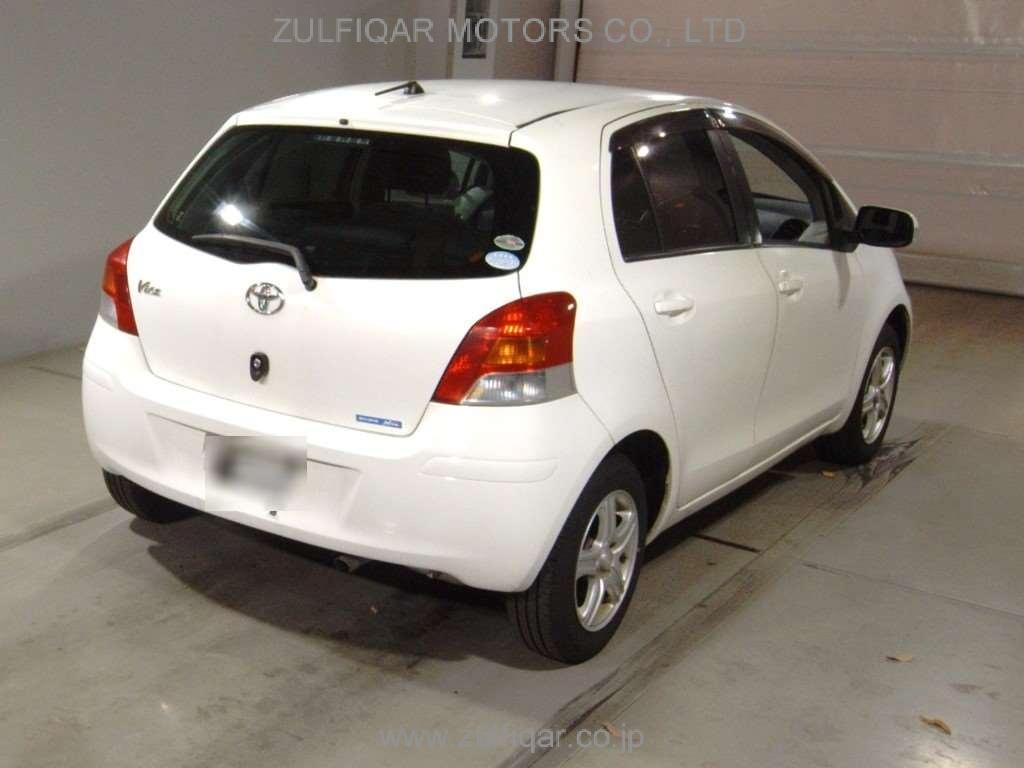 TOYOTA VITZ 2008 Image 2