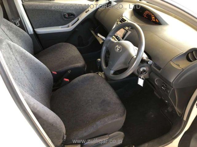 TOYOTA VITZ 2008 Image 3