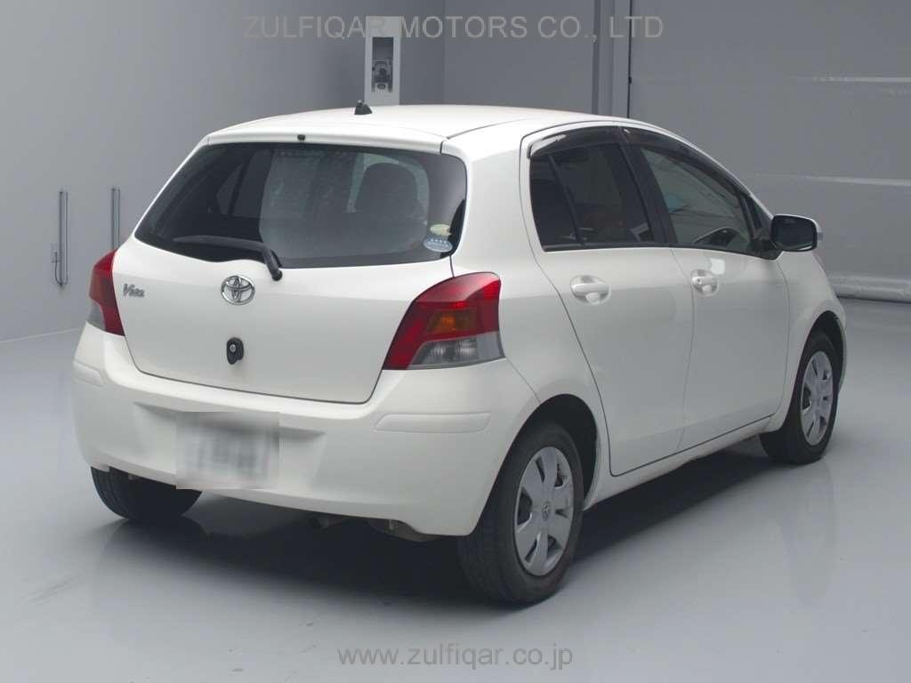 TOYOTA VITZ 2007 Image 2