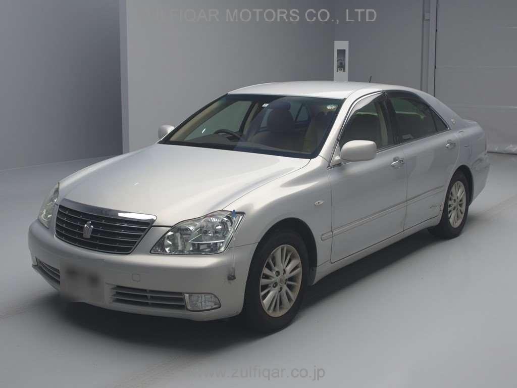 TOYOTA CROWN 2004 Image 1