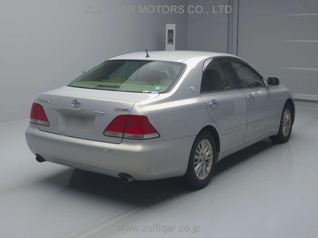 TOYOTA CROWN 2004 Image 2