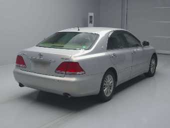 TOYOTA CROWN 2004 Image 2