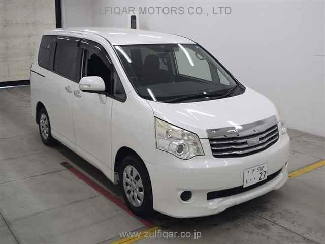 TOYOTA NOAH 2011 Image 1