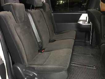 TOYOTA NOAH 2011 Image 6