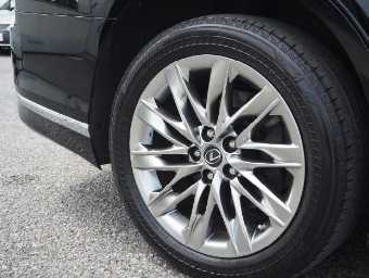 LEXUS LS 2018 Image 18