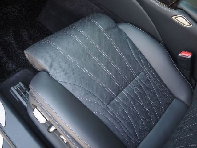 LEXUS LS 2018 Image 29