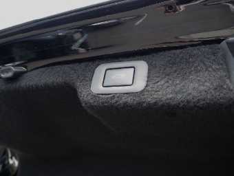 LEXUS LS 2018 Image 31