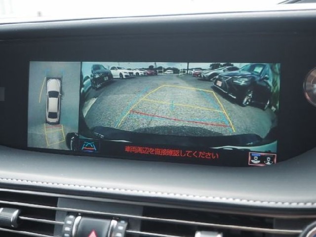 LEXUS LS 2018 Image 43