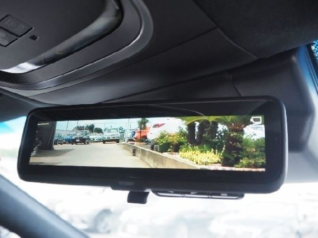 LEXUS LS 2018 Image 44