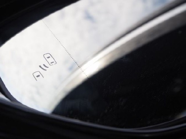 LEXUS LS 2018 Image 45