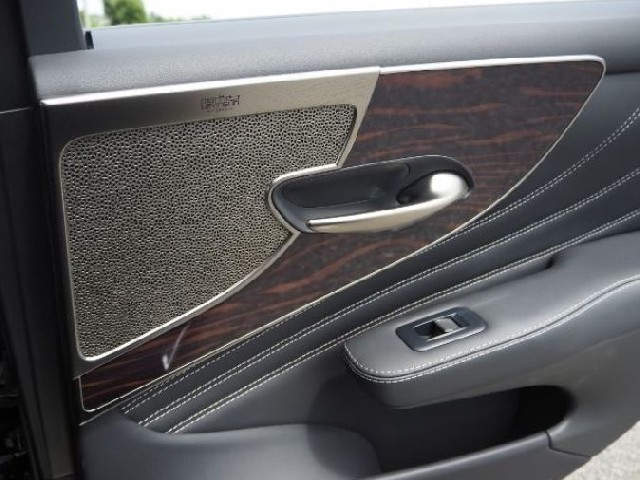 LEXUS LS 2018 Image 55