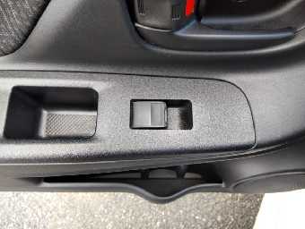 TOYOTA VITZ 2019 Image 10