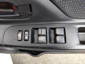 TOYOTA VITZ 2019 Image 11