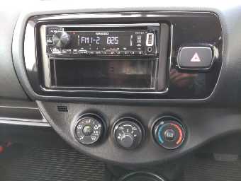 TOYOTA VITZ 2019 Image 8