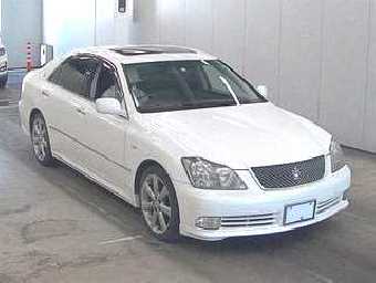 TOYOTA CROWN 2004 Image 1
