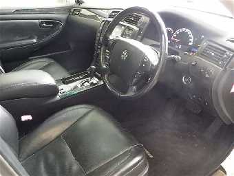 TOYOTA CROWN 2005 Image 4