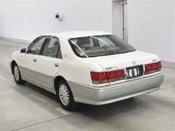 TOYOTA CROWN 2003 Image 2