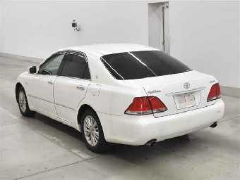 TOYOTA CROWN 2005 Image 2