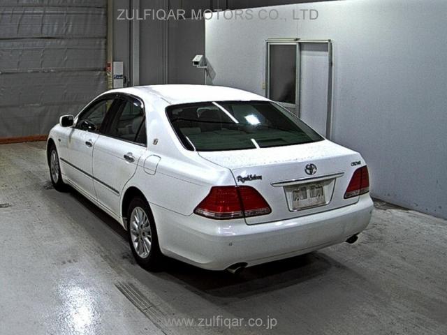 TOYOTA CROWN 2004 Image 2