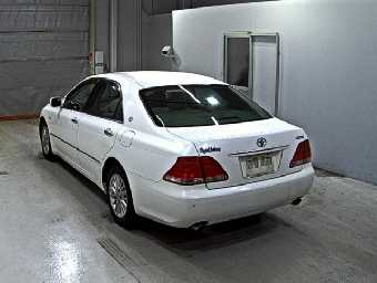 TOYOTA CROWN 2004 Image 2