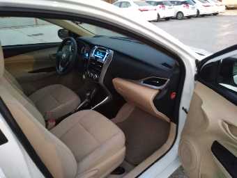 TOYOTA YARIS 2019 Image 12
