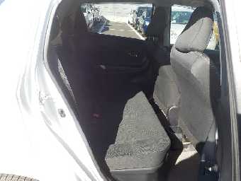 TOYOTA VITZ 2017 Image 15