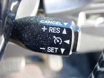 TOYOTA VITZ 2017 Image 8