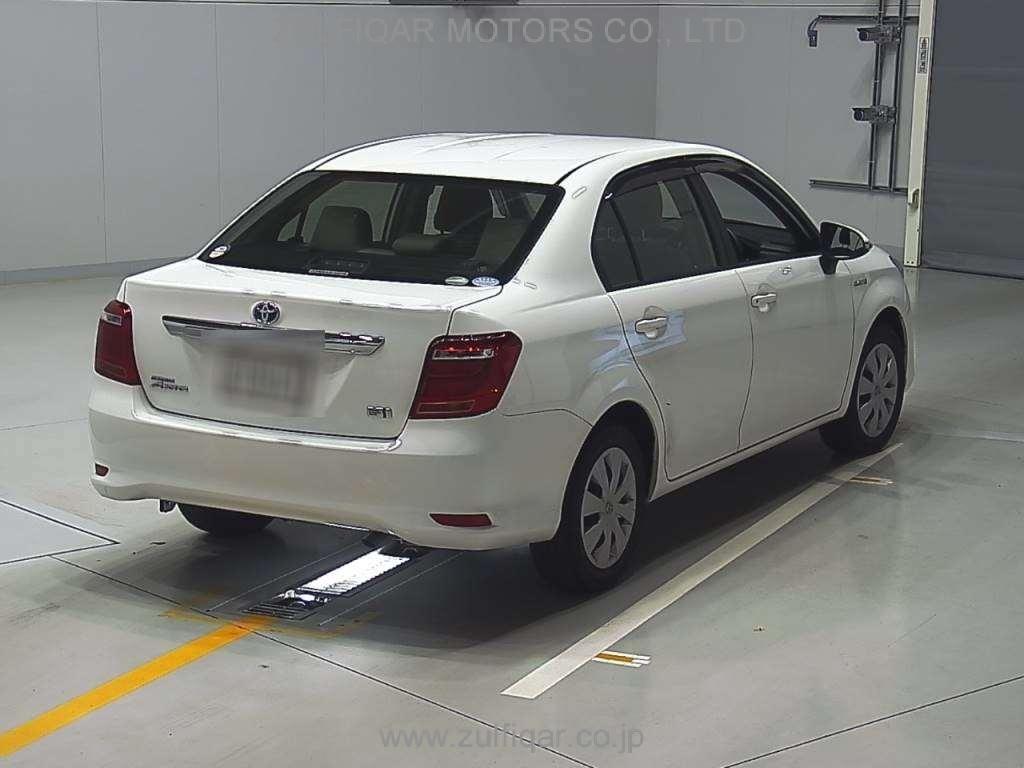 TOYOTA COROLLA AXIO 2015 Image 2
