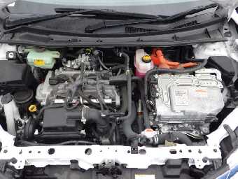 TOYOTA COROLLA AXIO 2015 Image 13