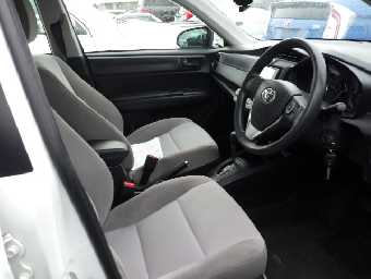 TOYOTA COROLLA AXIO 2015 Image 19