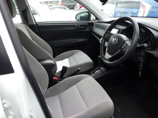 TOYOTA COROLLA AXIO 2015 Image 26