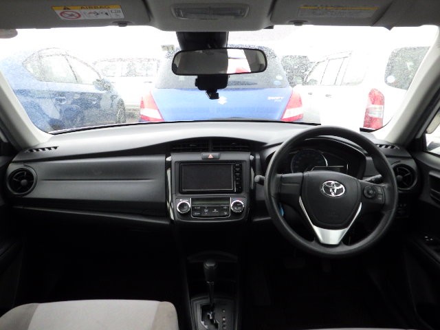 TOYOTA COROLLA AXIO 2015 Image 28