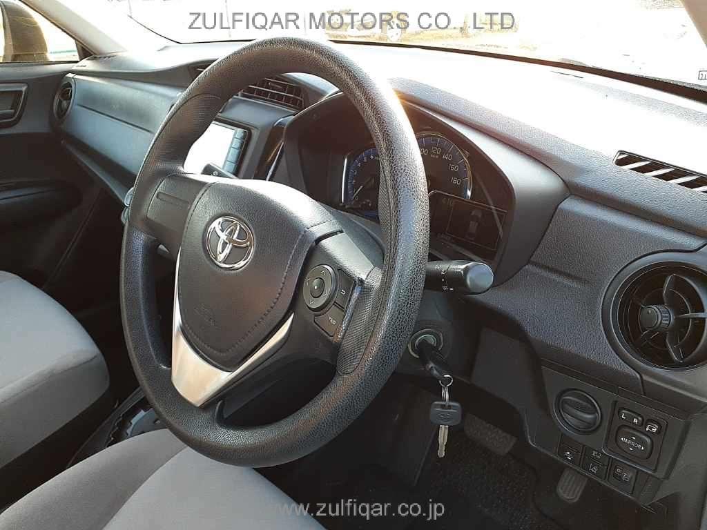 TOYOTA COROLLA AXIO 2015 Image 7