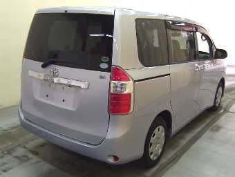 TOYOTA NOAH 2009 Image 2