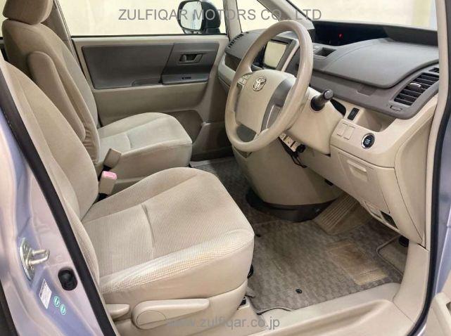 TOYOTA NOAH 2009 Image 3