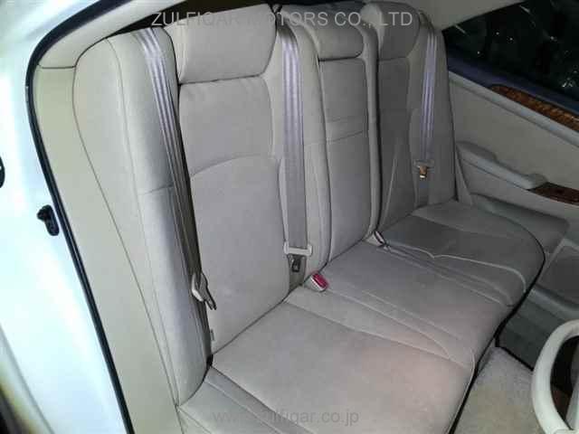 TOYOTA CROWN 2005 Image 6