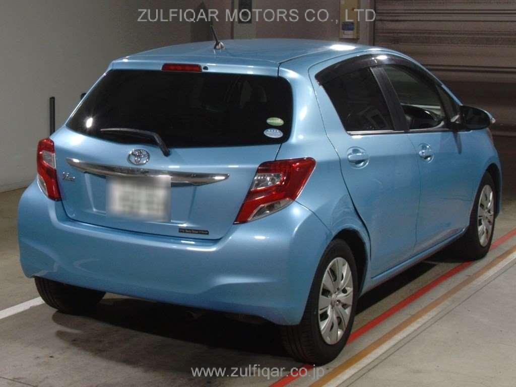 TOYOTA VITZ 2014 Image 2