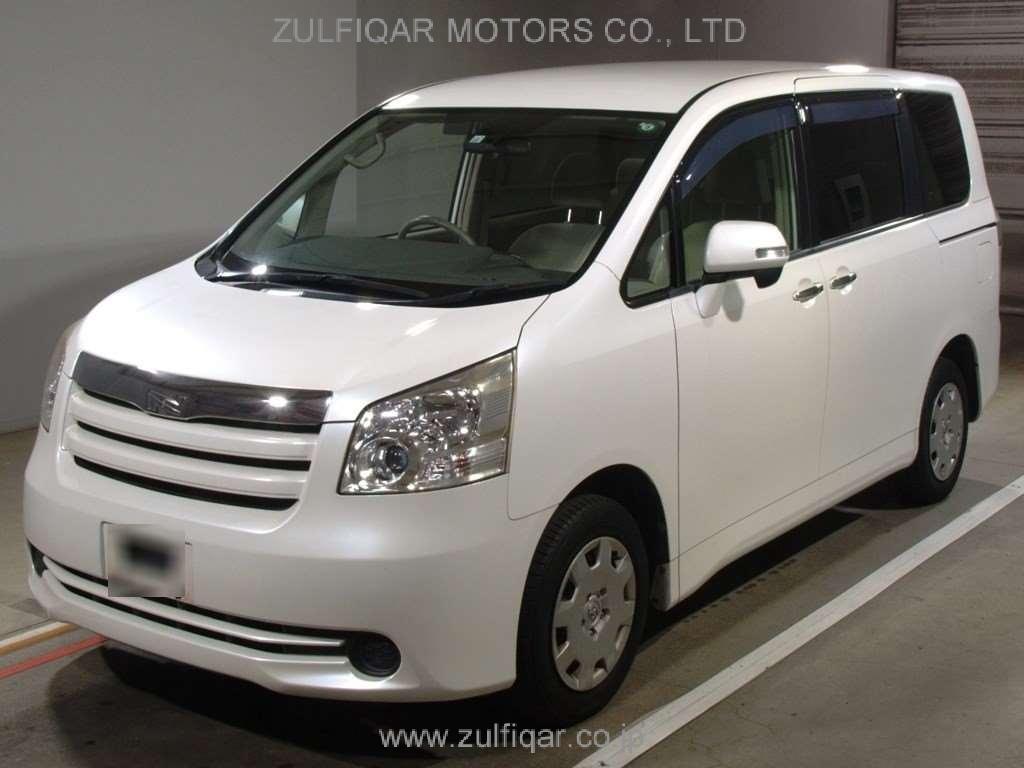 TOYOTA NOAH 2009 Image 1