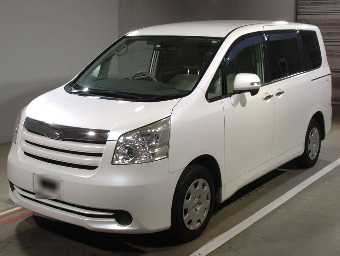 TOYOTA NOAH 2009 Image 1