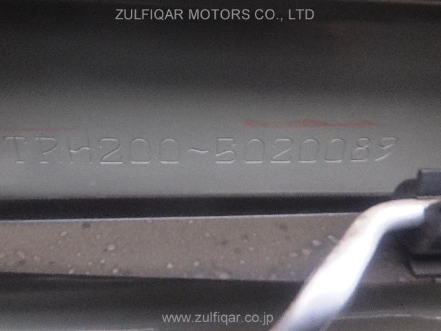 TOYOTA HIACE 2013 Image 12