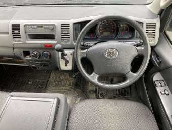 TOYOTA HIACE 2013 Image 6
