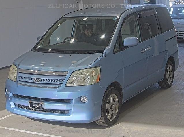 TOYOTA NOAH 2006 Image 1