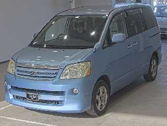 TOYOTA NOAH 2006 Image 1