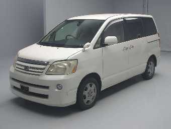 TOYOTA NOAH 2006 Image 1