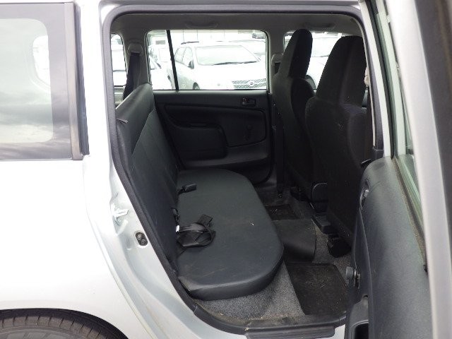 TOYOTA PROBOX 2017 Image 22