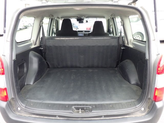 TOYOTA PROBOX 2017 Image 23