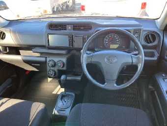 TOYOTA PROBOX 2017 Image 6