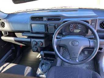 TOYOTA PROBOX 2017 Image 6