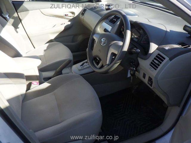 TOYOTA COROLLA AXIO 2010 Image 3